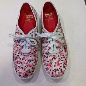 Kate Spade x Keds super cute, preppy canvas shoes